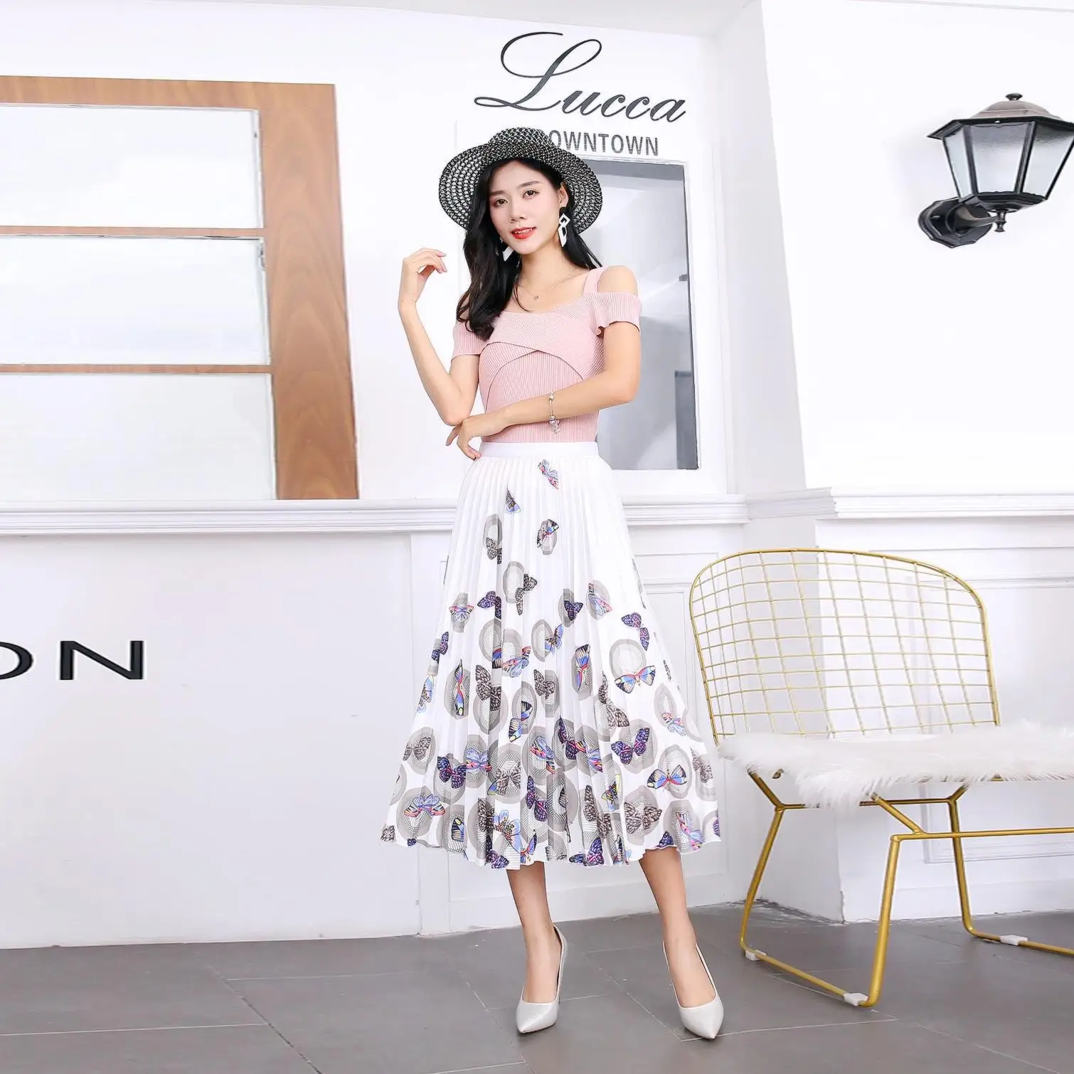 Pleated Skirt 2021 Summer New Fresh and Sweet Printed Pleated Skirt European and American Fashion Women's Long Skirt
Pleated Skirt 2021 Summer New Fresh and Sweet Printed Pleated Skirt European and American Fashion Women's Long Skirt