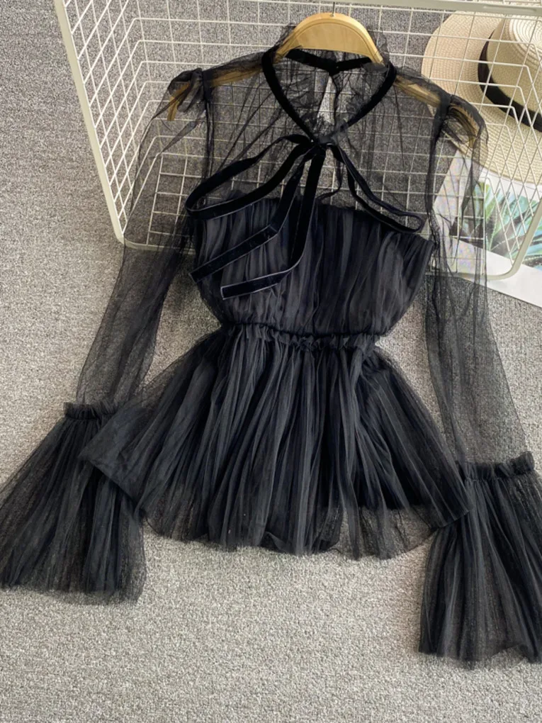 Fashion Pleated Mesh Shirt Women Summer New Waist Slim Thin Translucent Gauze Long Sleeve Girls Blouse Summer Top
Fashion Pleated Mesh Shirt Women Summer New Waist Slim Thin Translucent Gauze Long Sleeve Girls Blouse Summer Top