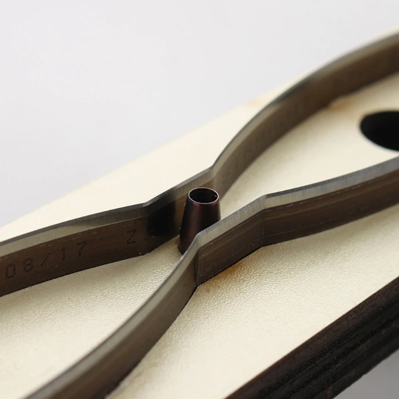 3Pcs Bowtie Scrapbook Embossing Wooden Die Cutting Leather Mold Bow Shape Molds 45BC 
3Pcs Bowtie Scrapbook Embossing Wooden Die Cutting Leather Mold Bow Shape Molds 45BC