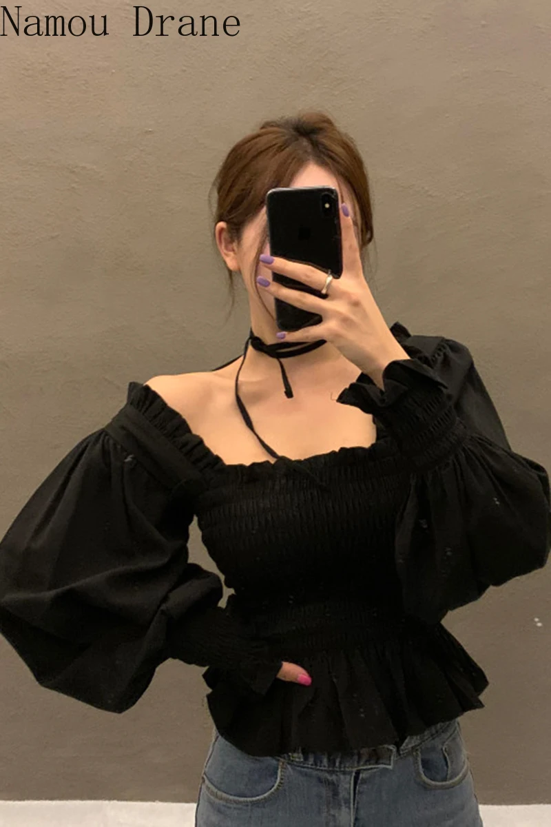 Korean-Style Chic Retro Elegant Slim-Looking Square Collar Pleated Textured Waist Hugging Short Hem Ruffle Lantern Sleeve Shirt
Korean-Style Chic Retro Elegant Slim-Looking Square Collar Pleated Textured Waist Hugging Short Hem Ruffle Lantern Sleeve Shirt