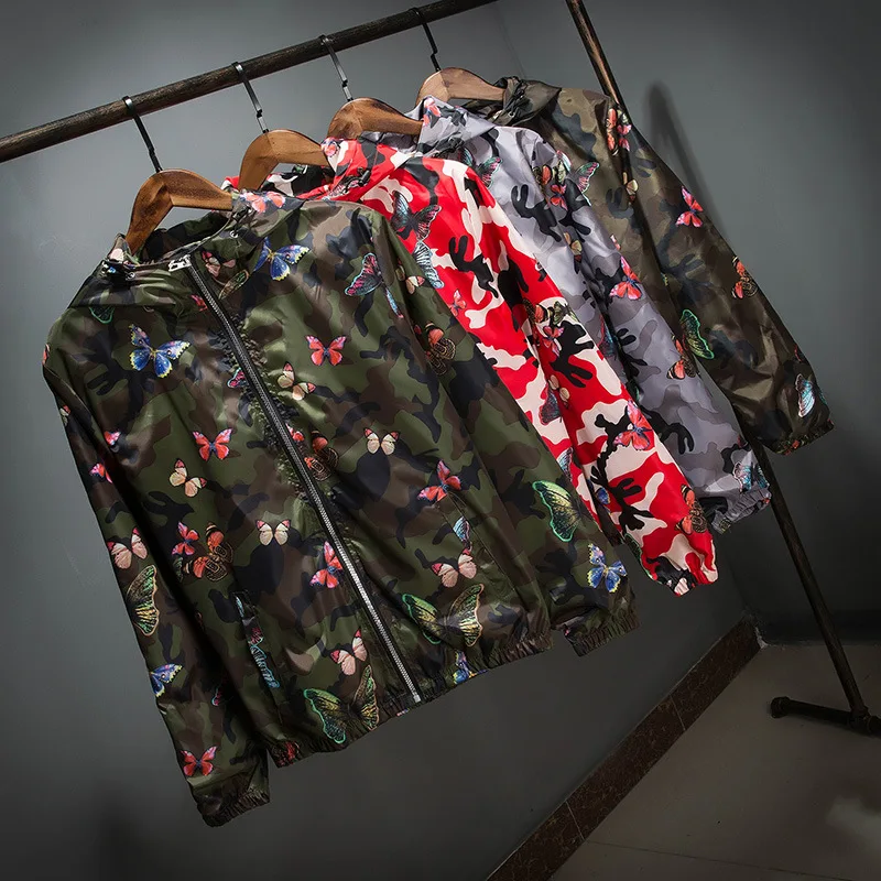 Mens Casual Camouflage Hoodie Jacket 2019 New Autumn Butterfly Print Clothes Men's Hooded Windbreaker Coat
Mens Casual Camouflage Hoodie Jacket 2019 New Autumn Butterfly Print Clothes Men's Hooded Windbreaker Coat