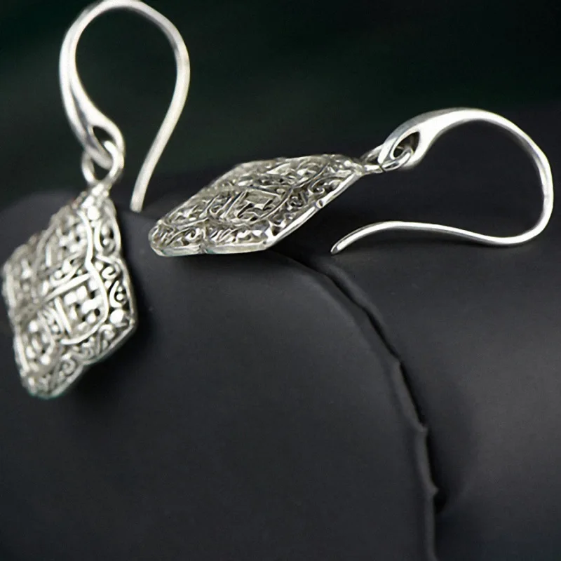 Earring925 Earing Braided Square Shape Vintage Punk Drop Earings For Women Fashion Trendy Jewelry Zilveren OorbellenRings
Earring925 Earing Braided Square Shape Vintage Punk Drop Earings For Women Fashion Trendy Jewelry Zilveren OorbellenRings
