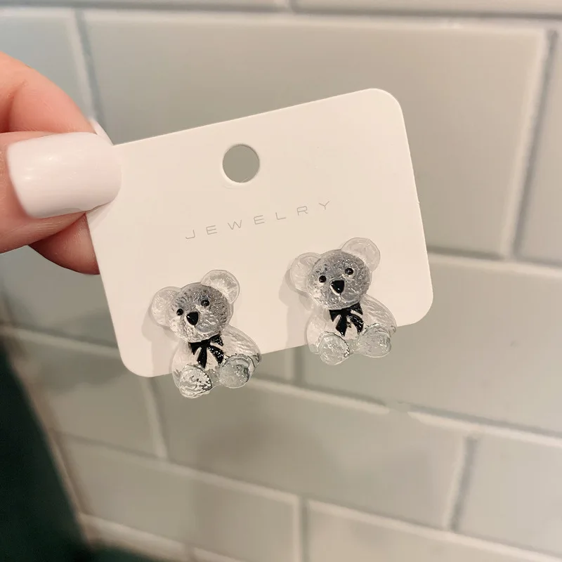 925 Silver Needle Summer Bear Ear Studs Transparent Resin Bear Cute and Compact Girly Style Sweet Earrings Women
925 Silver Needle Summer Bear Ear Studs Transparent Resin Bear Cute and Compact Girly Style Sweet Earrings Women