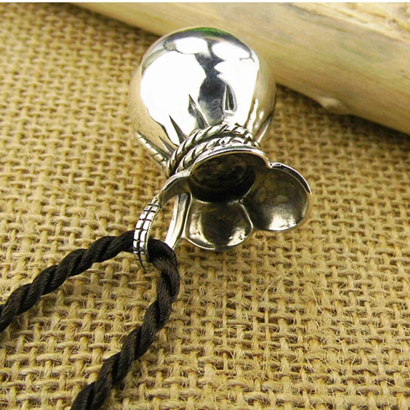 Personality Design Thai Silver Jewelry Vintage Pendant 925 Sterling Silver Pendant Lucky Money Bag Pendant Female Silver Jewelry
Personality Design Thai Silver Jewelry Vintage Pendant 925 Sterling Silver Pendant Lucky Money Bag Pendant Female Silver Jewelry