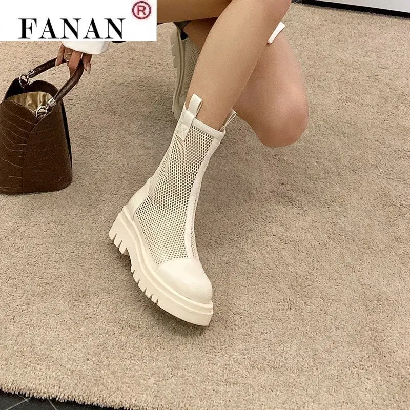 2021 Summer Fashion Breathable Sandals Casual Front Zipper Locomotive Short Boots Women's Mesh Shoes Thick-soled Non-slip Shoes
2021 Summer Fashion Breathable Sandals Casual Front Zipper Locomotive Short Boots Women's Mesh Shoes Thick-soled Non-slip Shoes