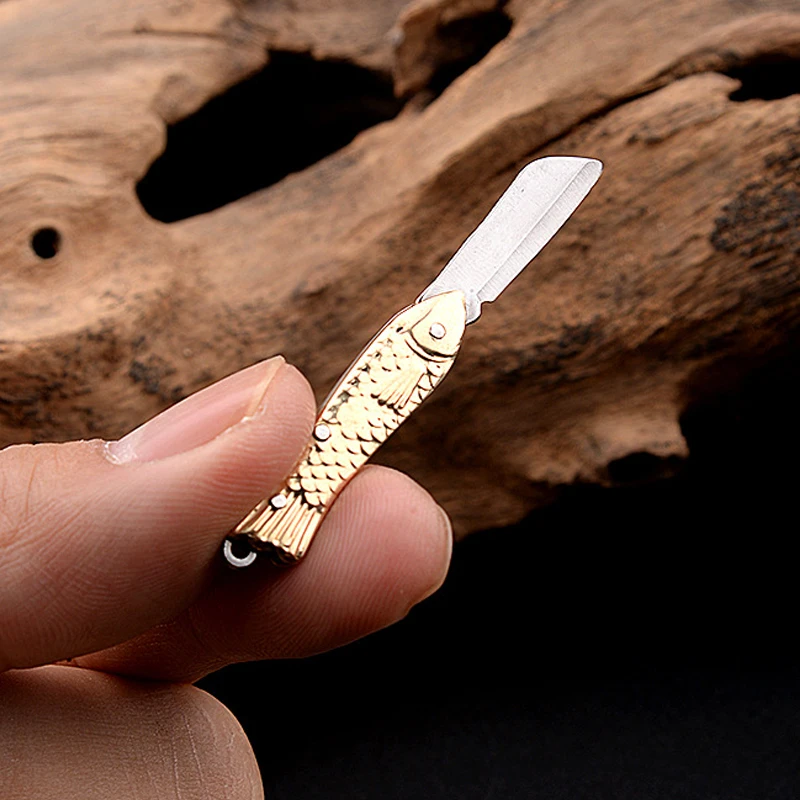 Mini Pocket Knife Folding Brass Keychain Pendant Cleaver Blade Portable Cutter Tool Delicate Small Knife for Self-defense Gift
Mini Pocket Knife Folding Brass Keychain Pendant Cleaver Blade Portable Cutter Tool Delicate Small Knife for Self-defense Gift