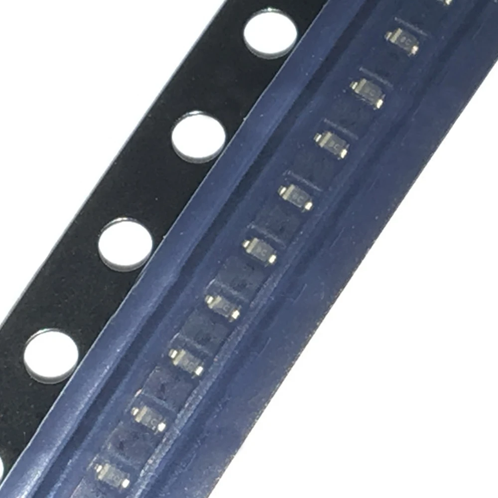 10 шт./партия, 100% Новинка, оригинальное ESD9X5.0ST5G SOD923
10 шт./партия, 100% Новинка, оригинальное ESD9X5.0ST5G SOD923