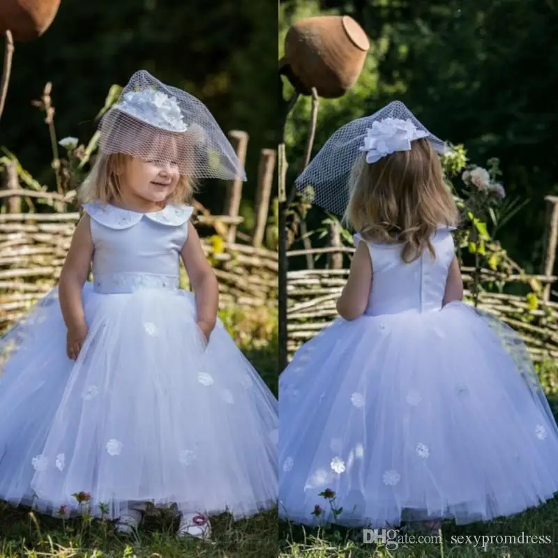 Lovely white Off Shoulder Flower Girl Dresses For Wedding Ruffles Tulle A Line Girls Pageant Gowns Floor Length Baby Birthday Pa
Lovely white Off Shoulder Flower Girl Dresses For Wedding Ruffles Tulle A Line Girls Pageant Gowns Floor Length Baby Birthday Pa