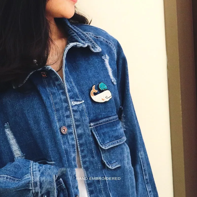 Creative Design Cozy Whale Badge Pin Fixed Clothes Decoration Accessories Hand Embroidery Brooch High-end Jewelry
Creative Design Cozy Whale Badge Pin Fixed Clothes Decoration Accessories Hand Embroidery Brooch High-end Jewelry