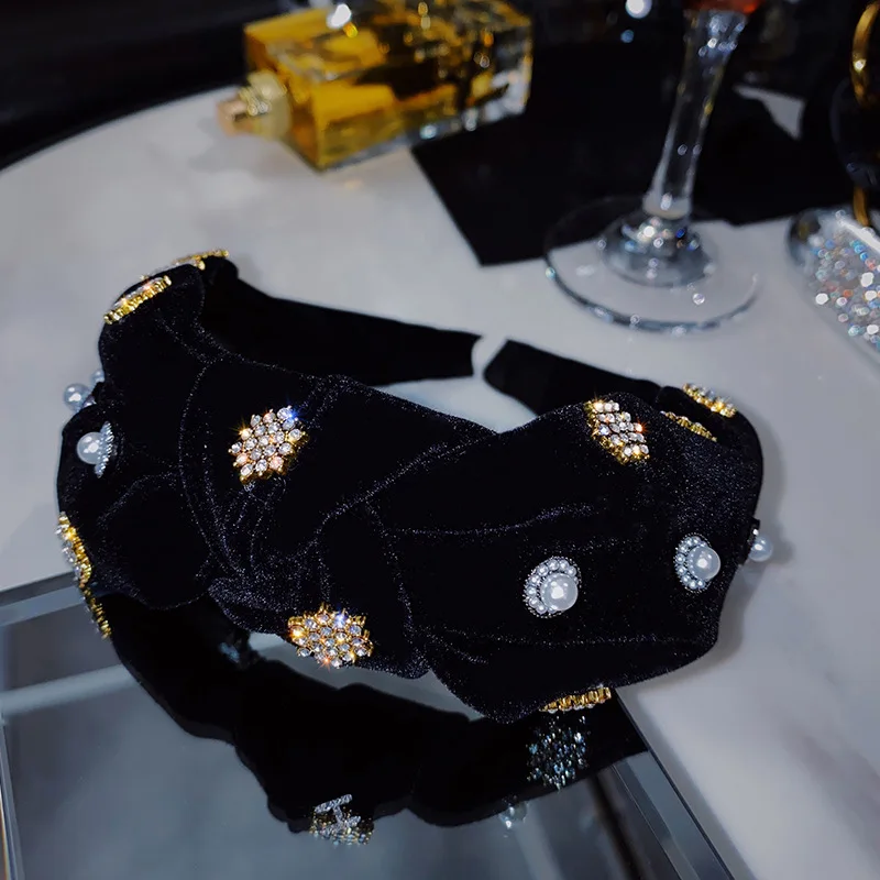 Fashion Pearls velvet Hair Hoop Headband Hairband for Women Girls Rhinestone Headwear Crystal Ribbon Hair Band Hair Accessories
Fashion Pearls velvet Hair Hoop Headband Hairband for Women Girls Rhinestone Headwear Crystal Ribbon Hair Band Hair Accessories