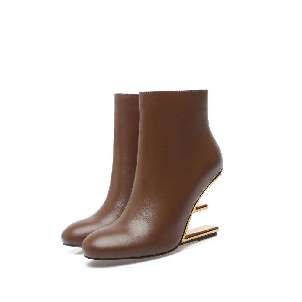Women Genuine Leather Boots Strange Metal Heels Woman Pumps Round Toe Zipper Sexy Heel Shoes For Ladies Ankle Boots Big Size 42
Women Genuine Leather Boots Strange Metal Heels Woman Pumps Round Toe Zipper Sexy Heel Shoes For Ladies Ankle Boots Big Size 42