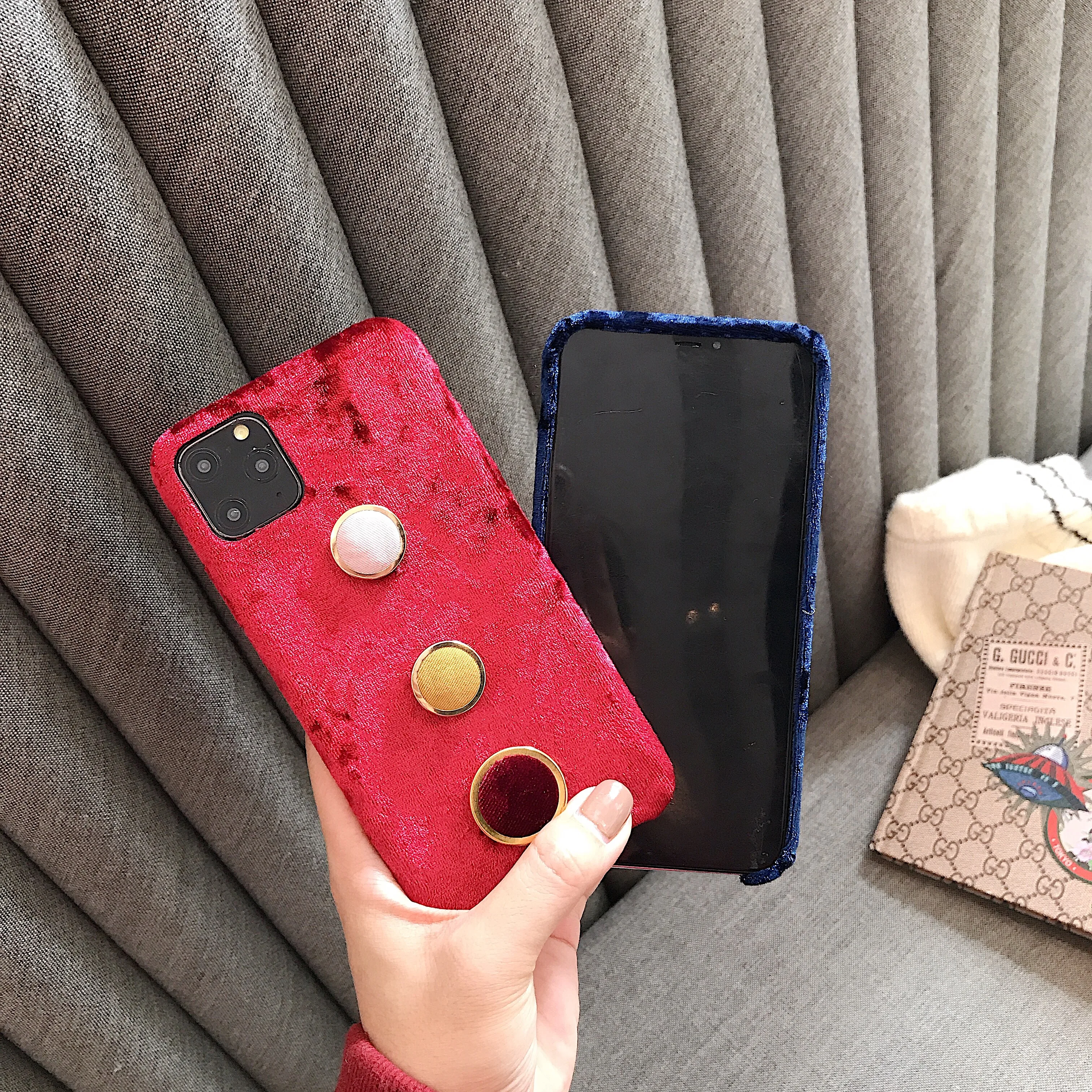 Button phone case FOR iPhone 12 11 Pro Max X XR XS Max SE 2020 7 8 plus Soft Cover 
Button phone case FOR iPhone 12 11 Pro Max X XR XS Max SE 2020 7 8 plus Soft Cover