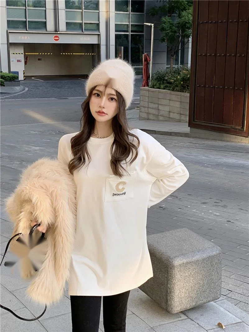 Женская зимняя футболка, новый стиль, бархатная Толстая Удлиненная рубашка средней длины с длинным рукавом, топ, пуловер с круглым вырезом и... 
Женская зимняя футболка, новый стиль, бархатная Толстая Удлиненная рубашка средней длины с длинным рукавом, топ, пуловер с круглым вырезом и...