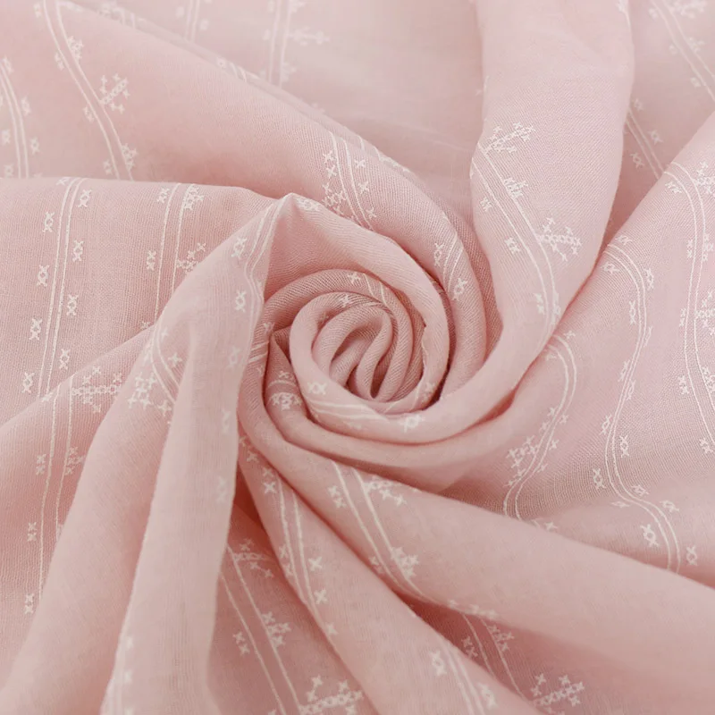 Women New Simple scarf Pink fashion cotton print shawls for ladies pashmina wraps foulard female tassel hijabs scarves Turban
Women New Simple scarf Pink fashion cotton print shawls for ladies pashmina wraps foulard female tassel hijabs scarves Turban