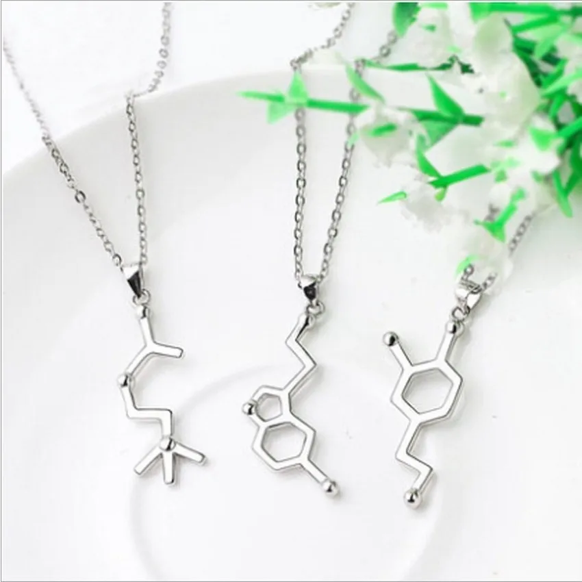 Euro-American New Simple Fashion Biomolecular Pendant Color Preserving Electroplating Creative ElementChemical Molecule Necklace
Euro-American New Simple Fashion Biomolecular Pendant Color Preserving Electroplating Creative ElementChemical Molecule Necklace
