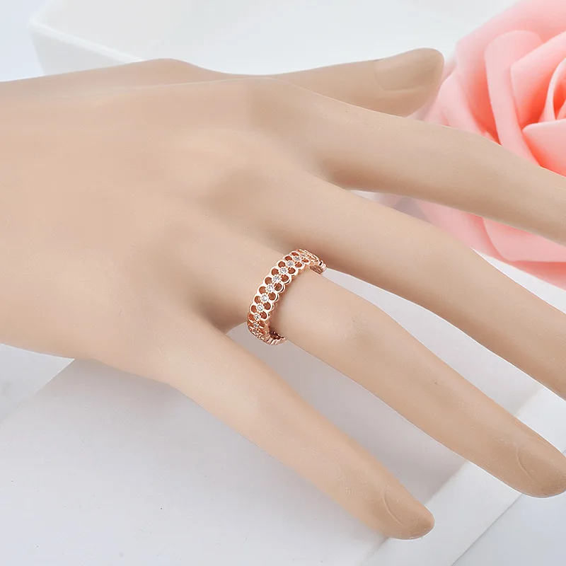 Simple and Stylish Personalized Design Hollow Micro-inlaid Zircon Tail Ring Circlet Unisex Jewelry
Simple and Stylish Personalized Design Hollow Micro-inlaid Zircon Tail Ring Circlet Unisex Jewelry