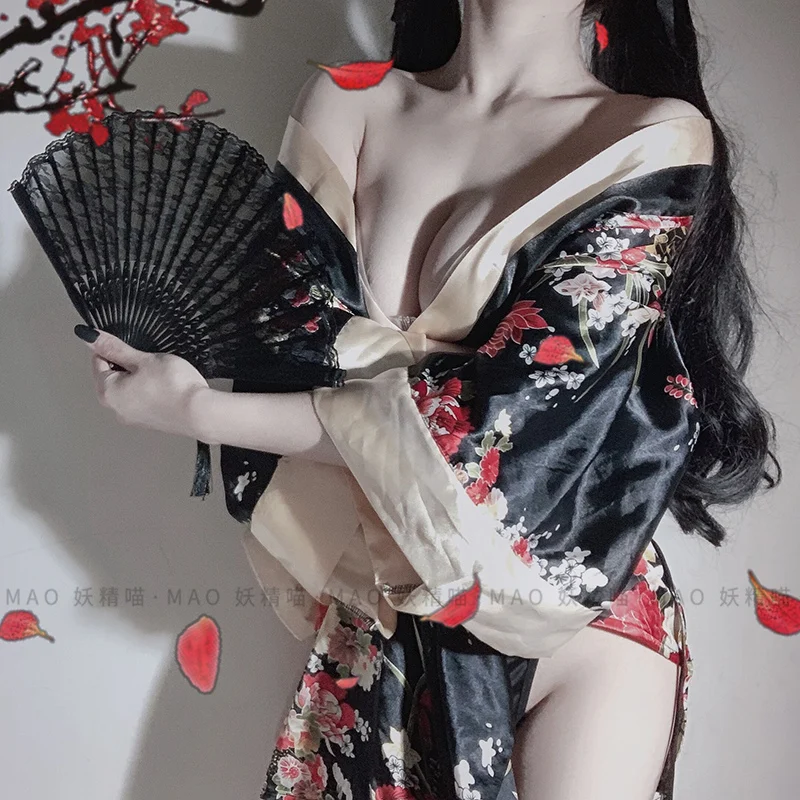 Japanese Kimono Sexy Lingerie Cosplay Outfit for Women Traditional Style Robe Yukata Costumes Pajamas Soft Silk Belt 3pcs Set
Japanese Kimono Sexy Lingerie Cosplay Outfit for Women Traditional Style Robe Yukata Costumes Pajamas Soft Silk Belt 3pcs Set