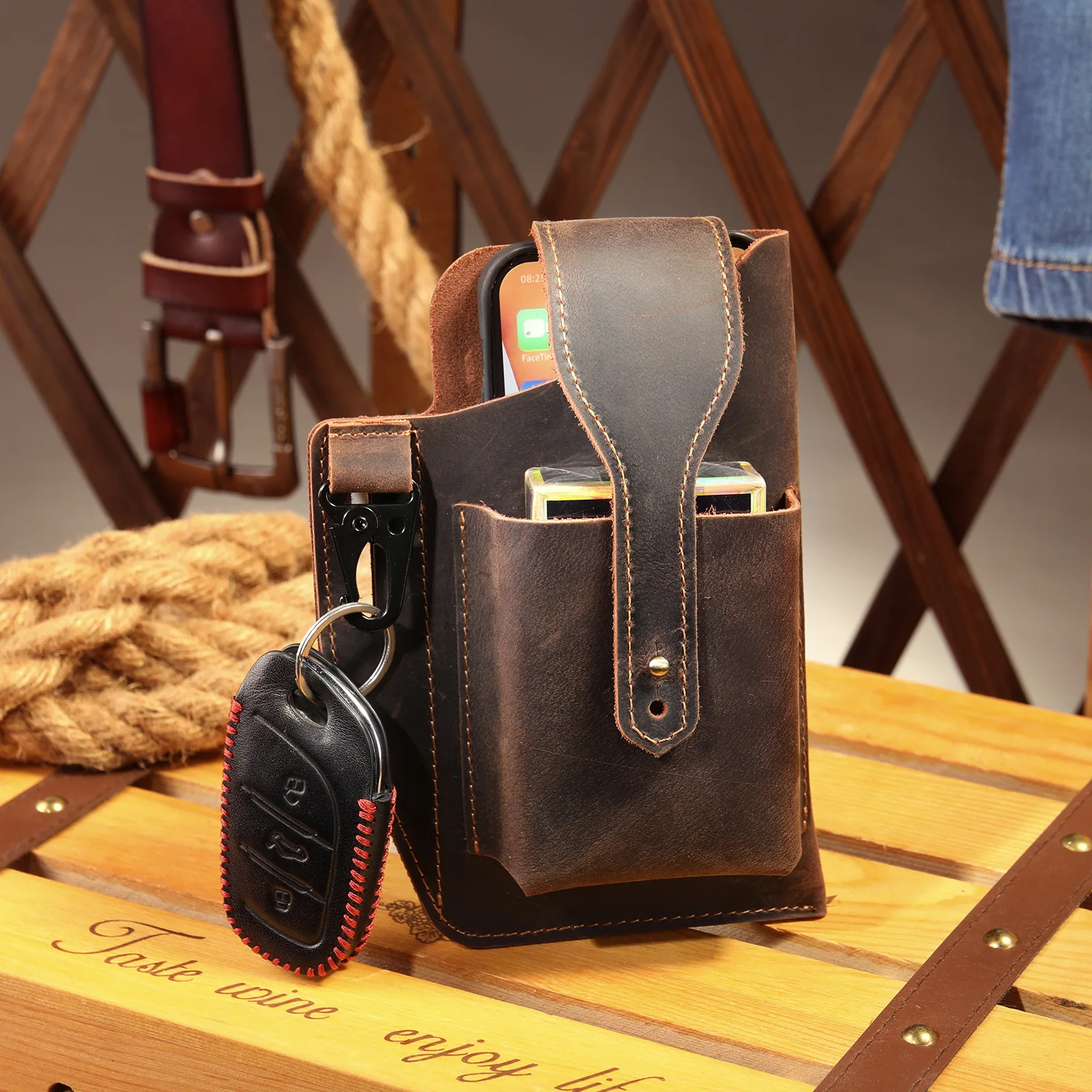 Crazy horse leather men's bag mobile phone pockets new wear belt leather mobile phone construction site sports tactical pockets
Crazy horse leather men's bag mobile phone pockets new wear belt leather mobile phone construction site sports tactical pockets