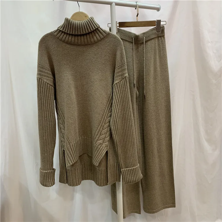 Women's Luxury Two Pieces 45% Cashmere + 30% Wool Suits Female Turtleneck Warm Mink Cashmere Knit Tops + Wool Pant Sets F2555
Women's Luxury Two Pieces 45% Cashmere + 30% Wool Suits Female Turtleneck Warm Mink Cashmere Knit Tops + Wool Pant Sets F2555