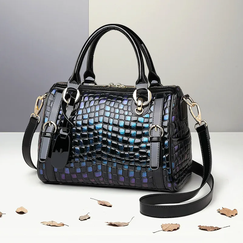 New Fashion Handbag Large-Capacity Textured Shoulder Bag Gradient Color Messenger Bag For Wife As A Gift
New Fashion Handbag Large-Capacity Textured Shoulder Bag Gradient Color Messenger Bag For Wife As A Gift