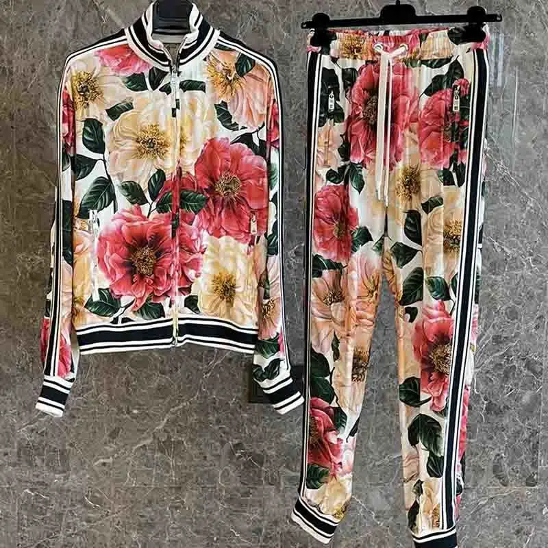 Женский спортивный костюм из 2 предметов, повседневный костюм из искусственного шелка, бейсбольная куртка на молнии и штаны со шнурком, весн...
Женский спортивный костюм из 2 предметов, повседневный костюм из искусственного шелка, бейсбольная куртка на молнии и штаны со шнурком, весн...