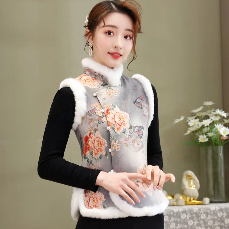 Женский плотный теплый жилет с меховым воротником и цветочным принтом, новинка 2021, женская одежда, облегающие жилеты с цветочным узором, пал...
Женский плотный теплый жилет с меховым воротником и цветочным принтом, новинка 2021, женская одежда, облегающие жилеты с цветочным узором, пал...