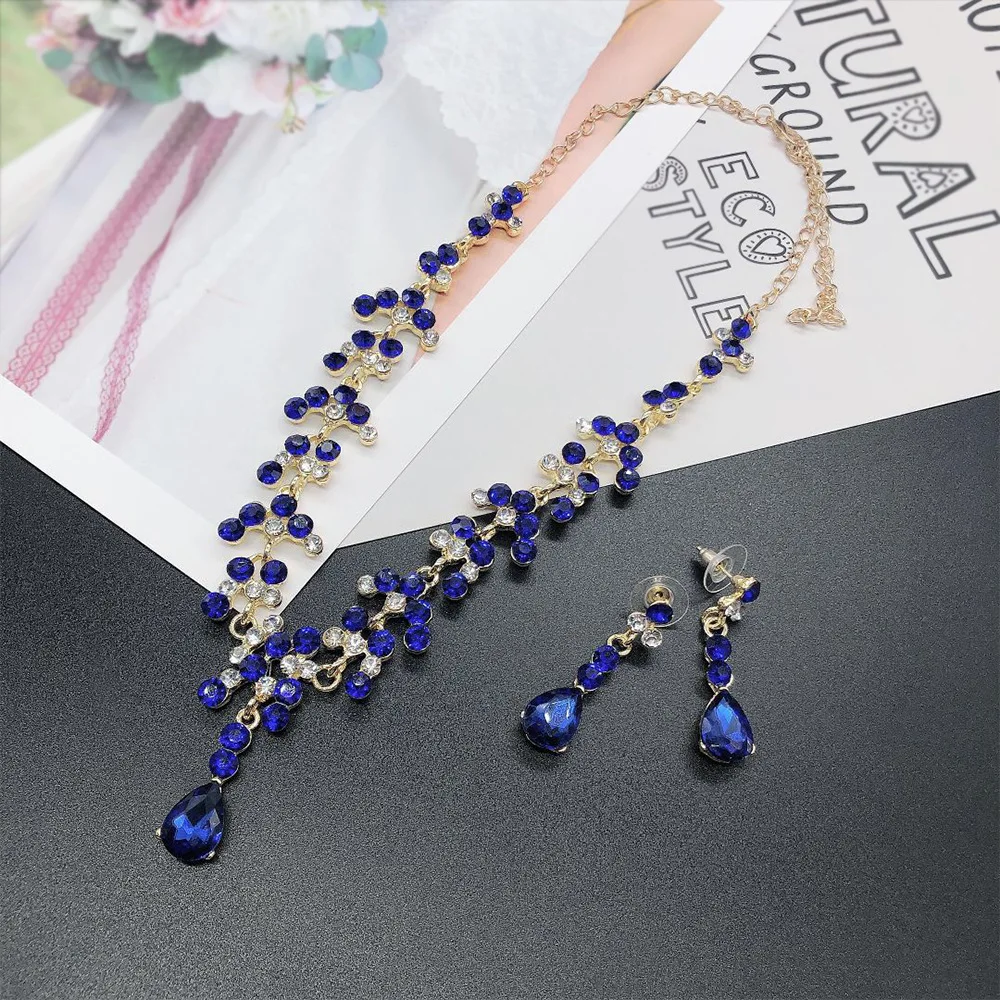 Hot Sales Korean Style Bride Wedding Jewelry Crown Earrings Necklace Three-piece Set Wedding Dress Diamond Set Alloy Accessories
Hot Sales Korean Style Bride Wedding Jewelry Crown Earrings Necklace Three-piece Set Wedding Dress Diamond Set Alloy Accessories