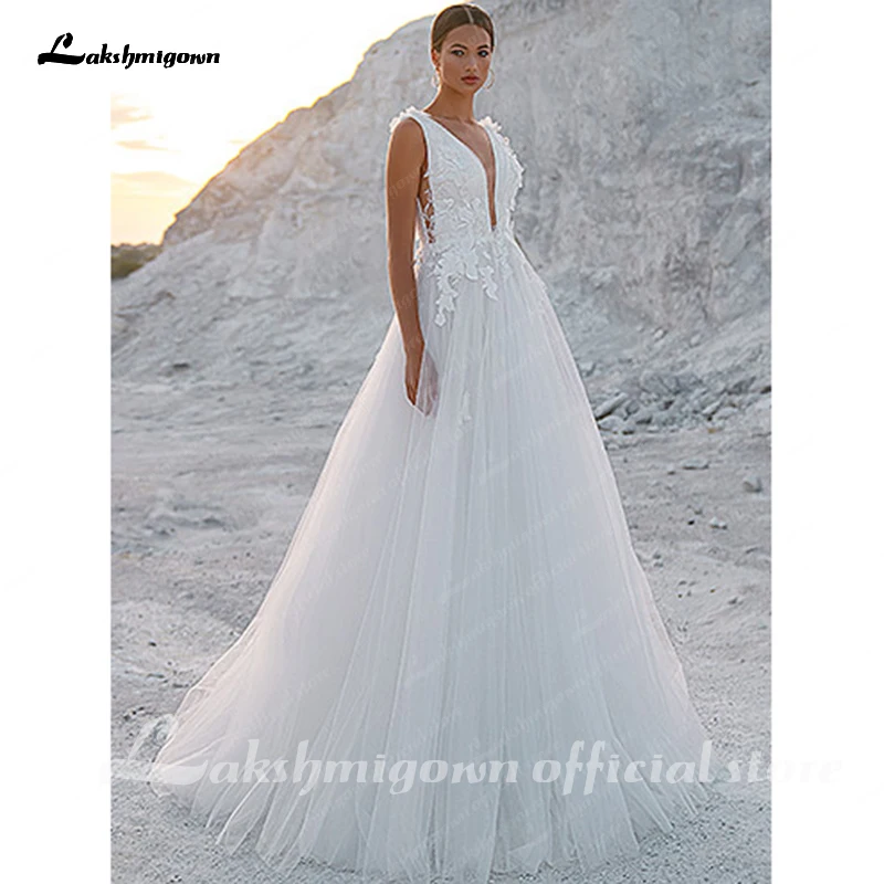 Vintage White Deep V Neck Boho Wedding Dresses 2021 Bohemian beads Bridal Dress Hochzeit Longue Robe 2021
Vintage White Deep V Neck Boho Wedding Dresses 2021 Bohemian beads Bridal Dress Hochzeit Longue Robe 2021