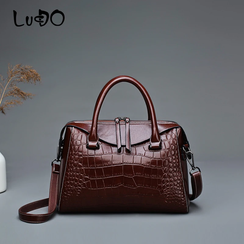 LUCDO high quality PU Leather Large Capacity Totes Bag fashion Crocodile pattern shoulder messenger bags Vintage Crossbody bags
LUCDO high quality PU Leather Large Capacity Totes Bag fashion Crocodile pattern shoulder messenger bags Vintage Crossbody bags