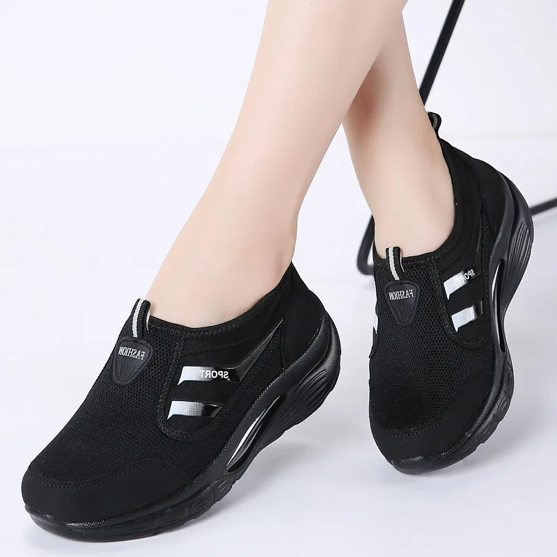 2020 Autumn Women Casual Sneakers Shoes Light Mesh Air Cushioning Ladies Sneakers Chaussures Femme Mocassins Shoes Woman
2020 Autumn Women Casual Sneakers Shoes Light Mesh Air Cushioning Ladies Sneakers Chaussures Femme Mocassins Shoes Woman