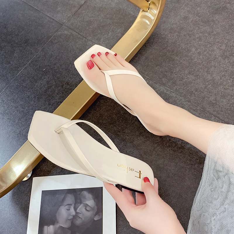 New Designer Women Slippers Summer Beach Shoes Woman Flip Flips Outdoor Beach Leisure Woman Slippers Ladies Female Buty Damskie
New Designer Women Slippers Summer Beach Shoes Woman Flip Flips Outdoor Beach Leisure Woman Slippers Ladies Female Buty Damskie