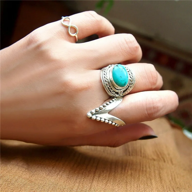 Goth Letter V Rings For Women Open Cuff Finger Ring Adjustable Party Vintage Rings Female Jewelry Bague Anillos
Goth Letter V Rings For Women Open Cuff Finger Ring Adjustable Party Vintage Rings Female Jewelry Bague Anillos