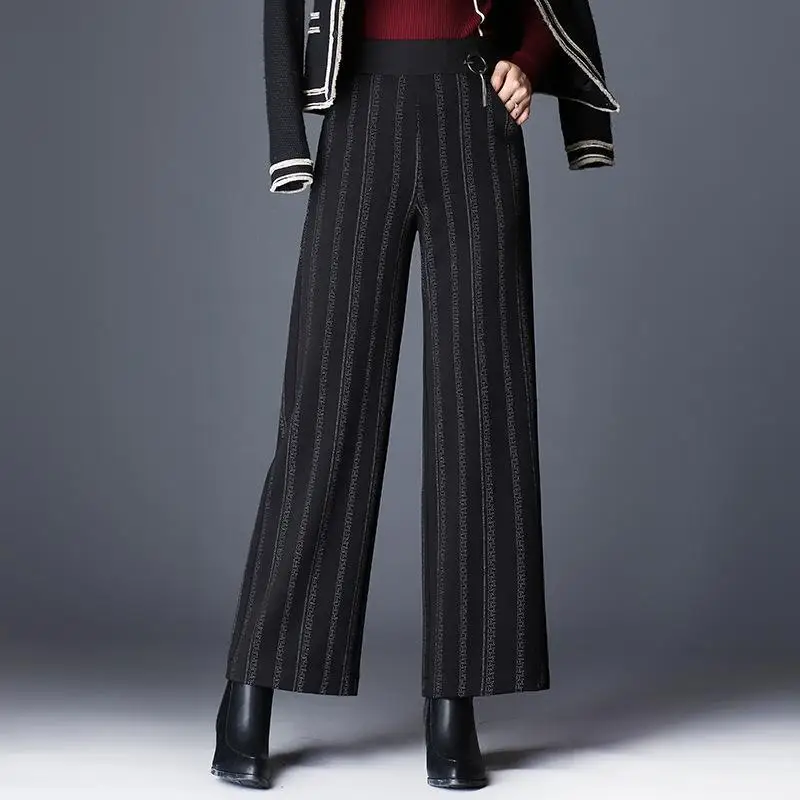 Новинка Осень-зима женские прямые брюки плюс бархатные повседневные брюки эластичные женские брюки с высокой талией женская модель 5XL X176
Новинка Осень-зима женские прямые брюки плюс бархатные повседневные брюки эластичные женские брюки с высокой талией женская модель 5XL X176