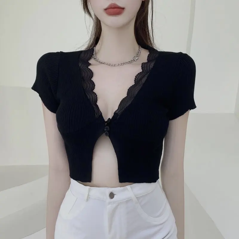 V-neck Female Clothing Skinny Tees Woman Tshirts Summer Fashion Elegant Aesthetic Lace Knitted Cardigan Sexy Style Tops
V-neck Female Clothing Skinny Tees Woman Tshirts Summer Fashion Elegant Aesthetic Lace Knitted Cardigan Sexy Style Tops