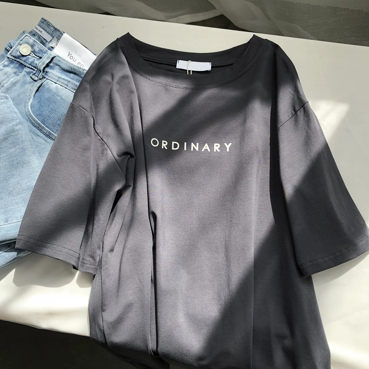 Round Neck T-shirt Female 2021 Spring New Korean Ins Loose Casual Simple Letter Short Sleeve Top
Round Neck T-shirt Female 2021 Spring New Korean Ins Loose Casual Simple Letter Short Sleeve Top