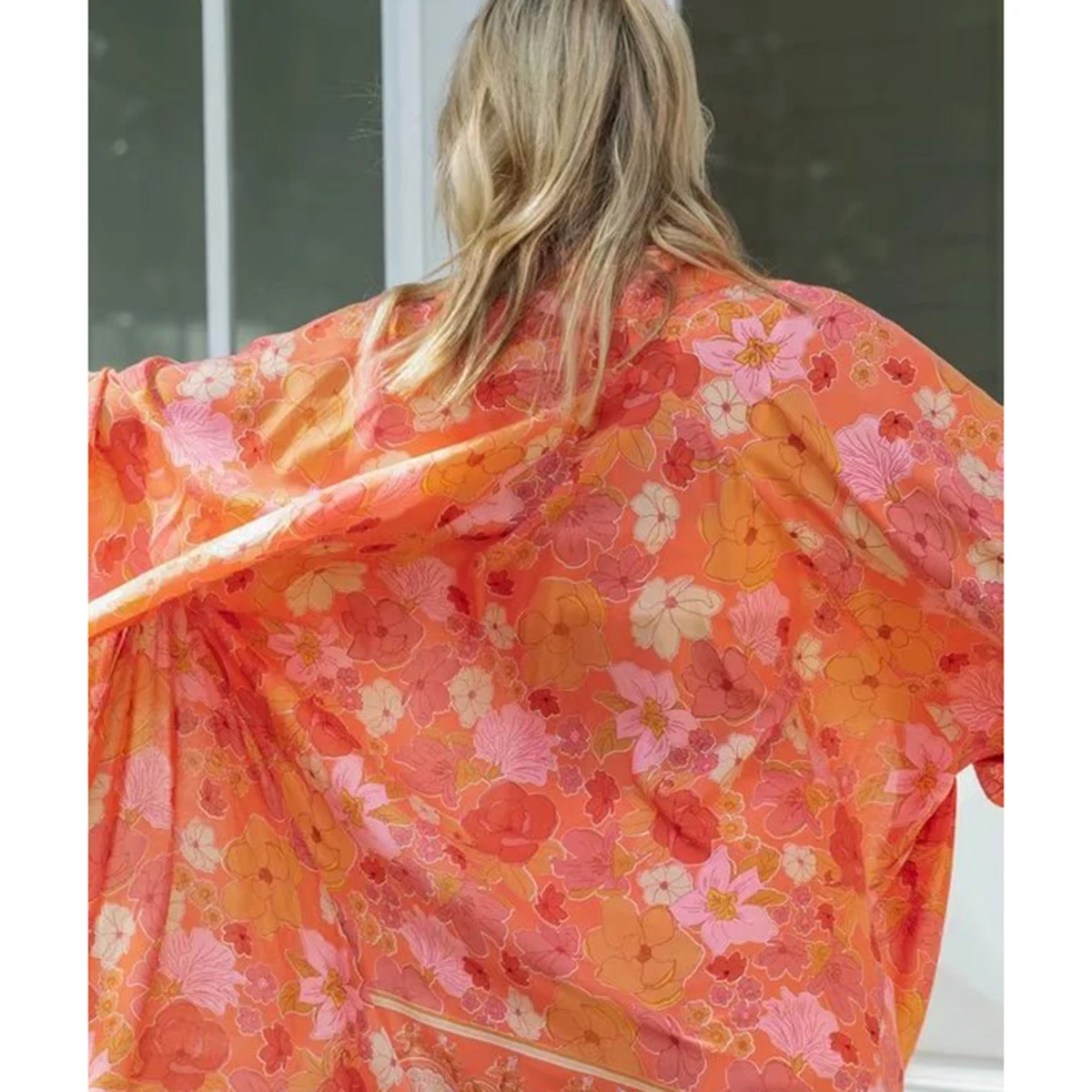 Hippie Floral Printed Kimono Long Sleeve Vintage Long Outwear Fall Summer 2019 Beach Boho Loose Casual Cardigan Women Jackets
Hippie Floral Printed Kimono Long Sleeve Vintage Long Outwear Fall Summer 2019 Beach Boho Loose Casual Cardigan Women Jackets