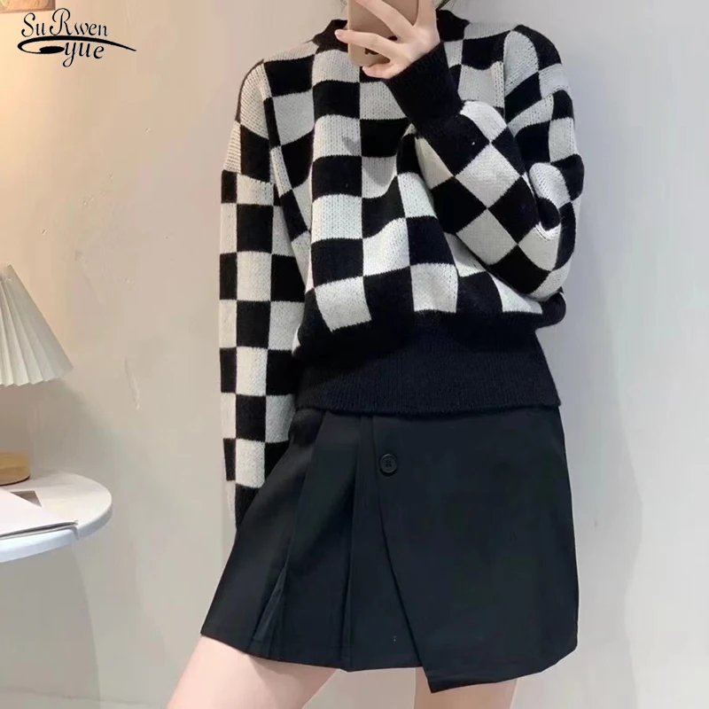 2021 Autumn and Winter New Chessboard Check Sweater Korean Vintage Women's Sweater Women Fashion Sweet Pullover Sweater 17816 
2021 Autumn and Winter New Chessboard Check Sweater Korean Vintage Women's Sweater Women Fashion Sweet Pullover Sweater 17816