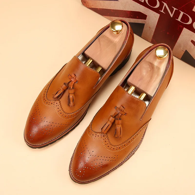 Brogues Shoes Men Formal Classic Shoes Men Oxford Coiffeur Italian Office Shoes Men Elegant Brand Sepatu Slip On Pria Ayakkabi
Brogues Shoes Men Formal Classic Shoes Men Oxford Coiffeur Italian Office Shoes Men Elegant Brand Sepatu Slip On Pria Ayakkabi