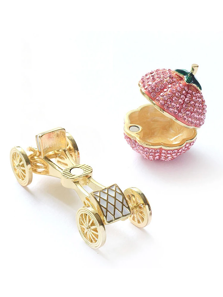Cy Crystal Pumpkin Car Jewelry Box Personalized Removable Jewelry Storage Lacquer Box
Cy Crystal Pumpkin Car Jewelry Box Personalized Removable Jewelry Storage Lacquer Box