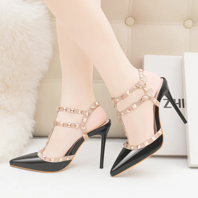 Women Sandals 2021 Rivets Pumps Female Fashion Comfortable Shoes Patent Leather High Heels Sexy Nightclub Word Shoes Summer New
Women Sandals 2021 Rivets Pumps Female Fashion Comfortable Shoes Patent Leather High Heels Sexy Nightclub Word Shoes Summer New