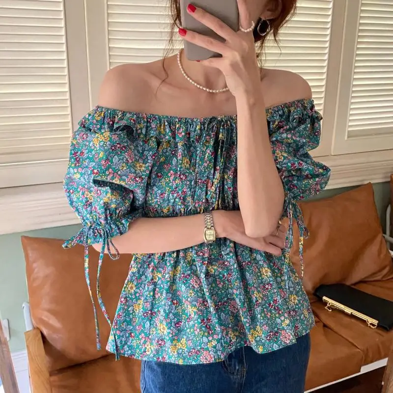 Stowaulb 2021 Summer Short-Sleeved Floral Pullovers Vintage Basewear Chic Loose Hot Tops Casual Tee Retro Gentle T-shirts
Stowaulb 2021 Summer Short-Sleeved Floral Pullovers Vintage Basewear Chic Loose Hot Tops Casual Tee Retro Gentle T-shirts