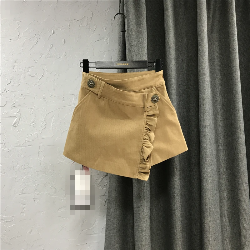 patchwork of tall waist loose wide-legged pants female 2020 summer khaki shorts of western style cowboy A word skirt
patchwork of tall waist loose wide-legged pants female 2020 summer khaki shorts of western style cowboy A word skirt