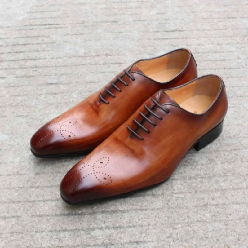 2021 Retro Brooch Carved Handmade Men's Shoes Summer Business Formal Wear Wedding Oxford Leather Shoes Wedding Shoes YX261
2021 Retro Brooch Carved Handmade Men's Shoes Summer Business Formal Wear Wedding Oxford Leather Shoes Wedding Shoes YX261