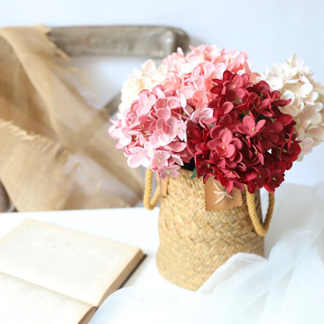 Home Decoration Hydrangea Artificial Flower Wedding Decoration Fake Flower Bunga Camilla Hydrangea Artificial Flower
Home Decoration Hydrangea Artificial Flower Wedding Decoration Fake Flower Bunga Camilla Hydrangea Artificial Flower