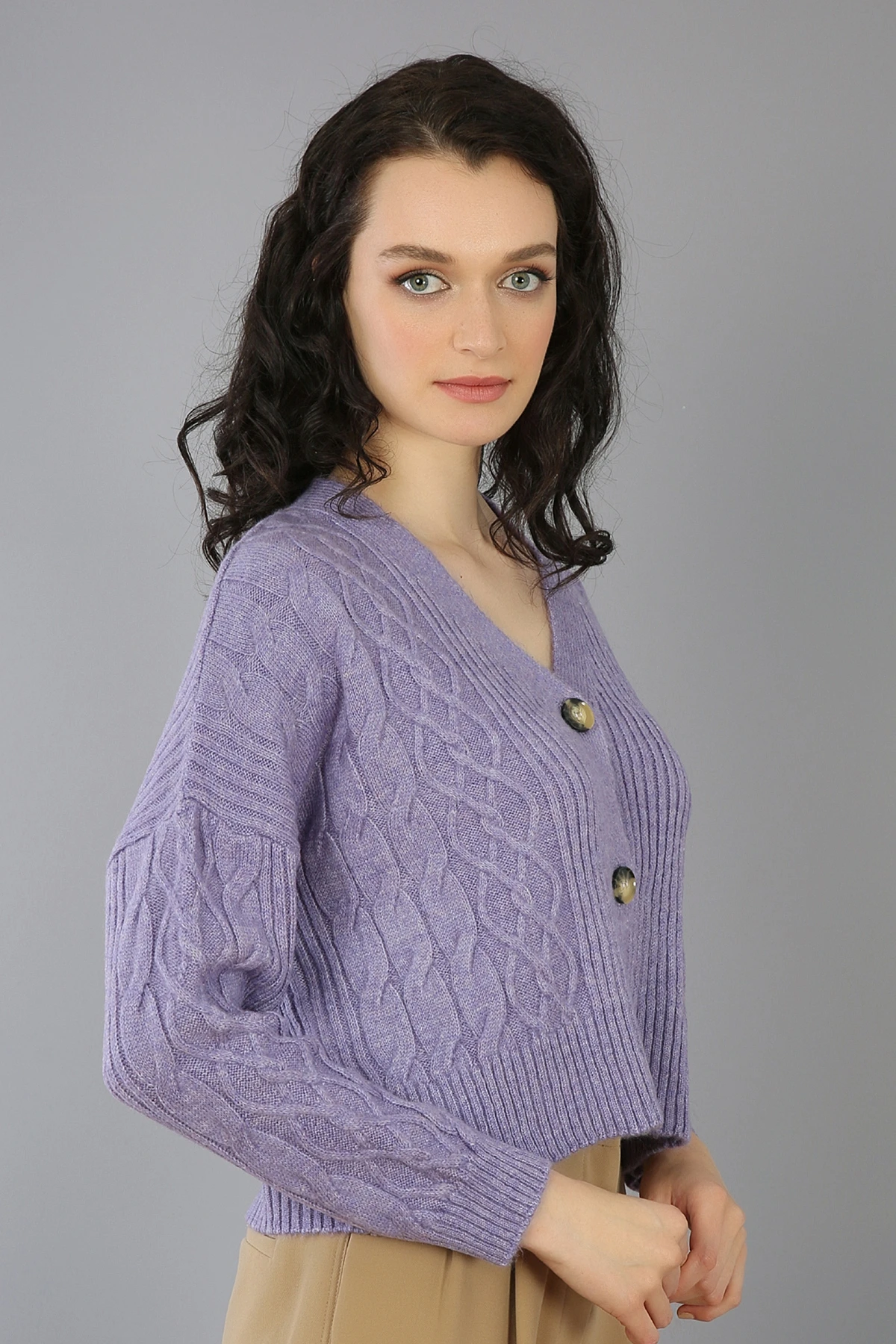 3 BUTTON HAIR WEAVE PATTERN DETAIL
3 BUTTON HAIR WEAVE PATTERN DETAIL