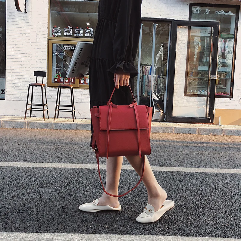 2019 cowhide women's shoulder bag big women leather handbags trapeze shape stylish crossbody bags for women 2020
2019 cowhide women's shoulder bag big women leather handbags trapeze shape stylish crossbody bags for women 2020