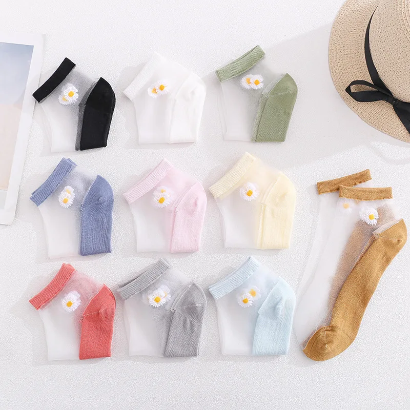 Women Socks Summer New Embroidery Fashion Short Cute Socks for Women Flowers Ankle Funny Socks Transparent Fashion Styles
Women Socks Summer New Embroidery Fashion Short Cute Socks for Women Flowers Ankle Funny Socks Transparent Fashion Styles