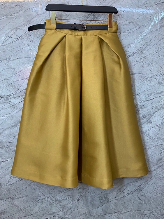 2021 new women fashion buckle belt decoration solid color all-match wrinkle pocket skirt 710
2021 new women fashion buckle belt decoration solid color all-match wrinkle pocket skirt 710