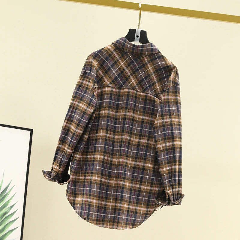 2021 Vintage Plaid Shirts Women Oversized Shirts Female Blouse Tops Single Breasted Streetwear Clothing Long Sleeve Button
2021 Vintage Plaid Shirts Women Oversized Shirts Female Blouse Tops Single Breasted Streetwear Clothing Long Sleeve Button
