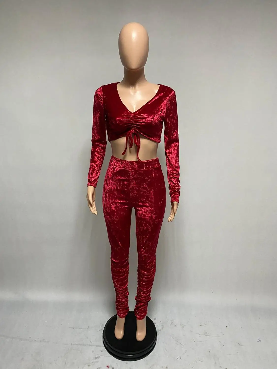 Casual Women Two Piece Set Velvet Bandage Crop Top +Long Pants Streetwear Sportsuit Tracksuit Women Outfits Solid Color
Casual Women Two Piece Set Velvet Bandage Crop Top +Long Pants Streetwear Sportsuit Tracksuit Women Outfits Solid Color